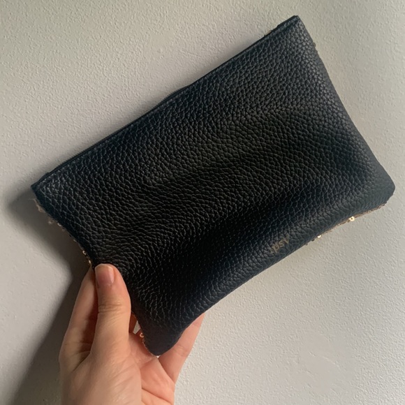 Gold sequin makeup bag - Picture 2 of 3